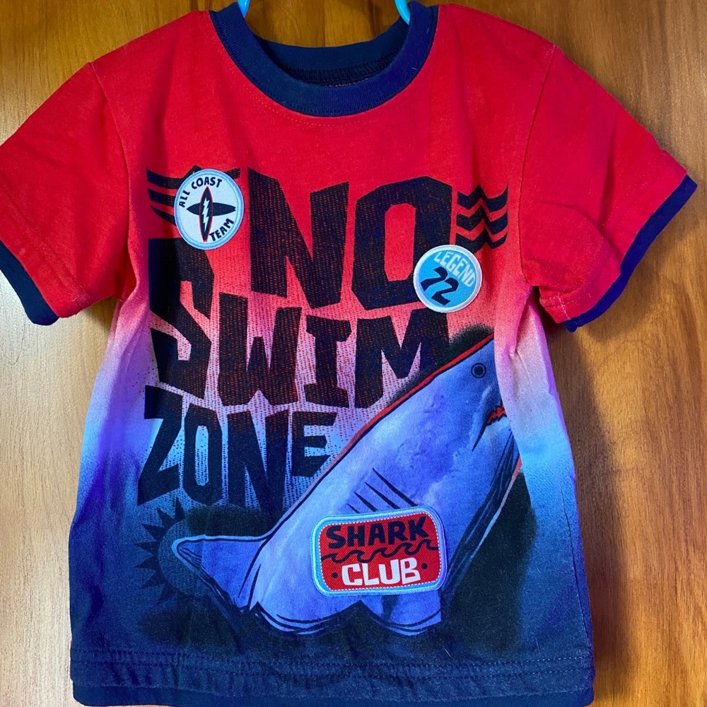 Shark tee NWOT